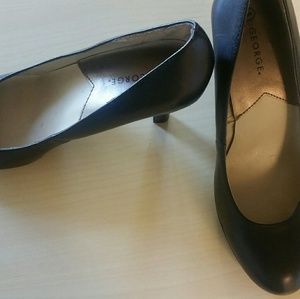 Black Leather Pumps